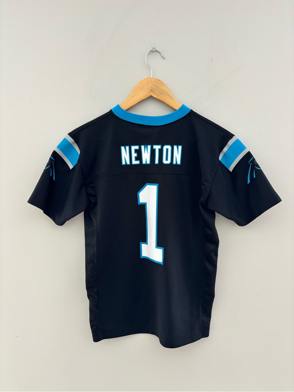 Carolina Panthers Cam Newton #1 Youth Jersey | Size Medium (10/12) | NFL Team